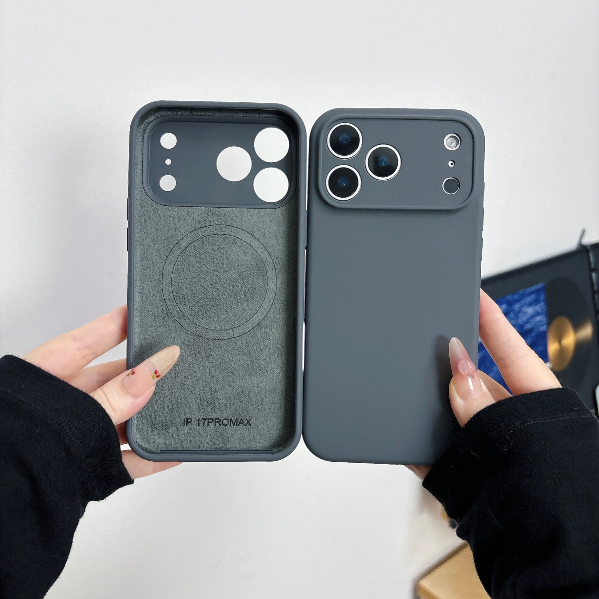 Liquid Silicone Magnetic Phone Case - iPhone 18 17 16 14 15