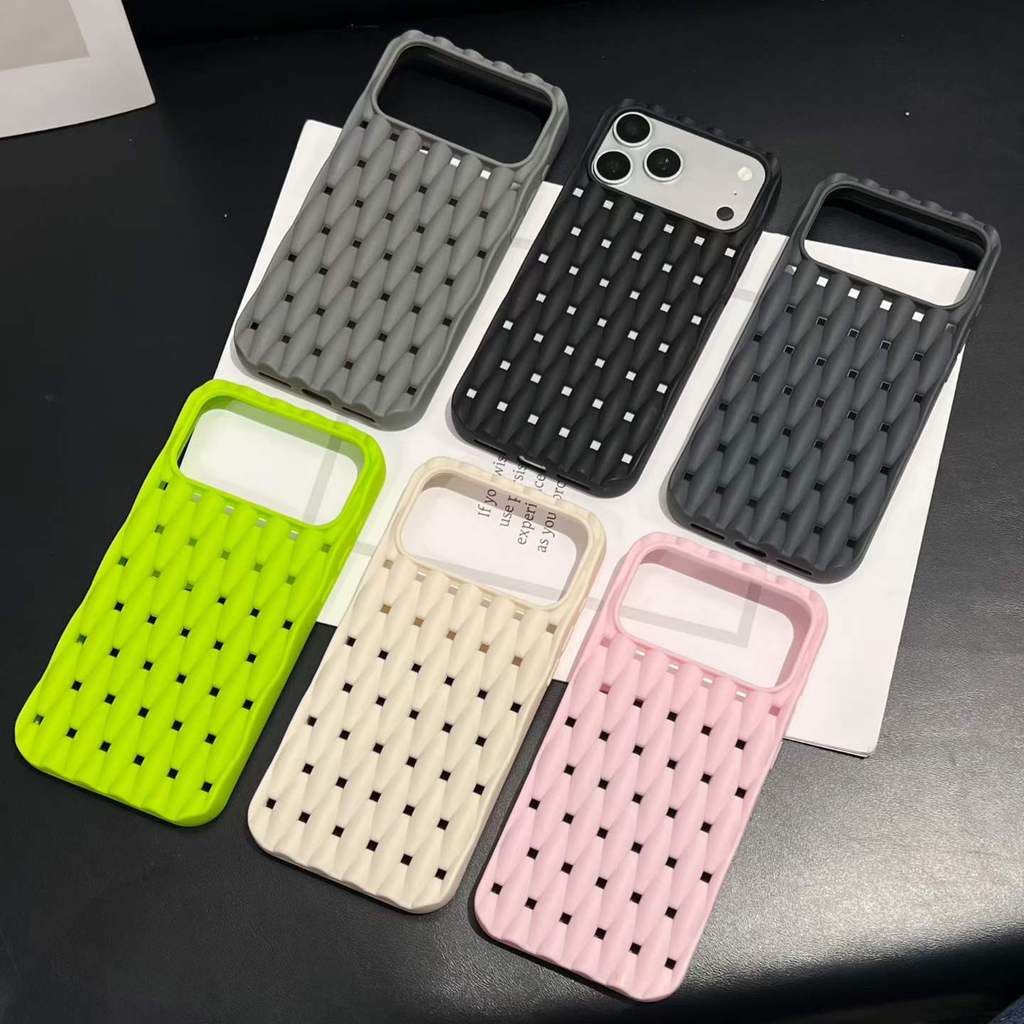 15 16 17 Pro Max用 通気性メッシュスマホケー - Heat Dissipation Mesh Breathable Case のレビューと価格