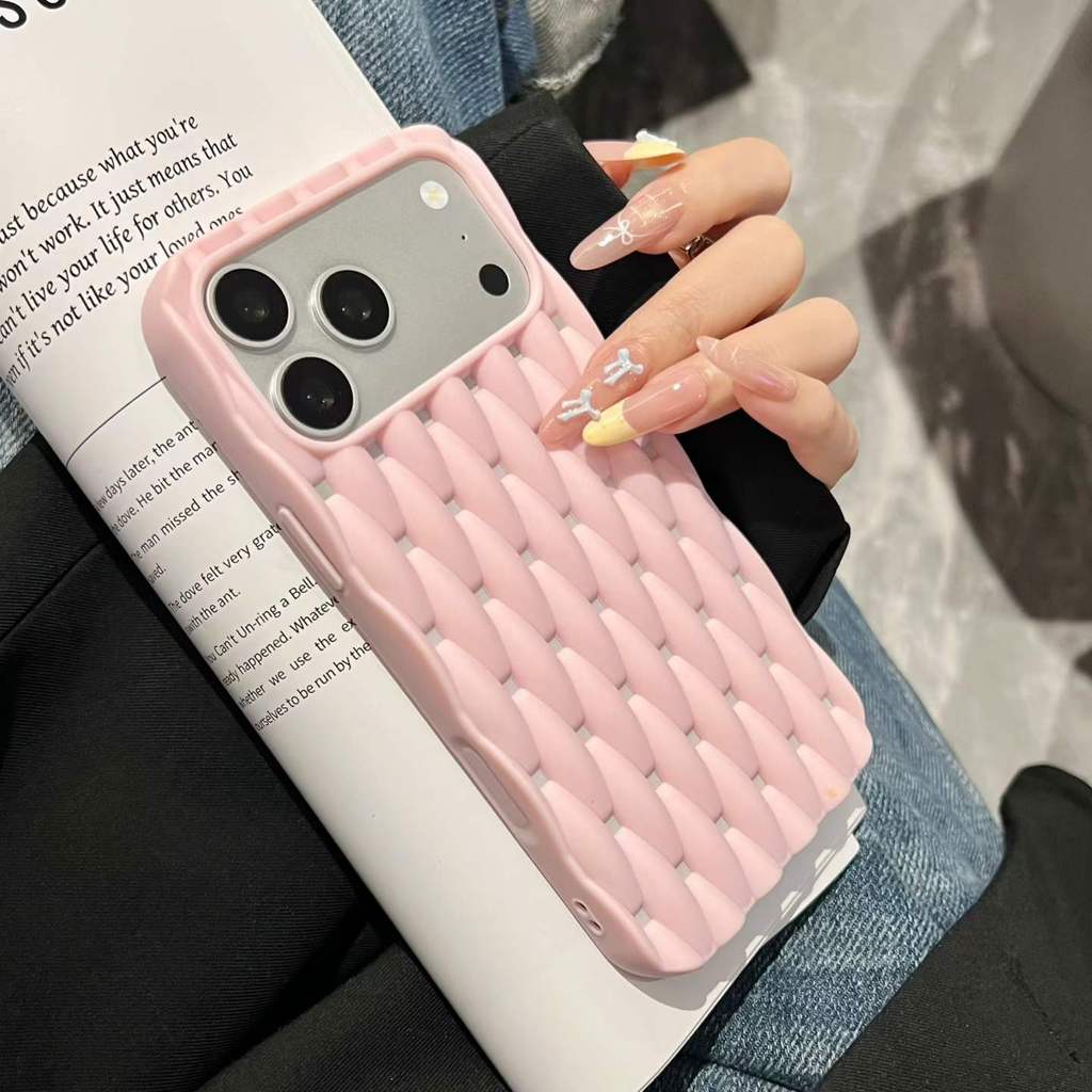 15 16 17 Pro Max用 通気性メッシュスマホケー - Heat Dissipation Mesh Breathable Case のレビューと価格