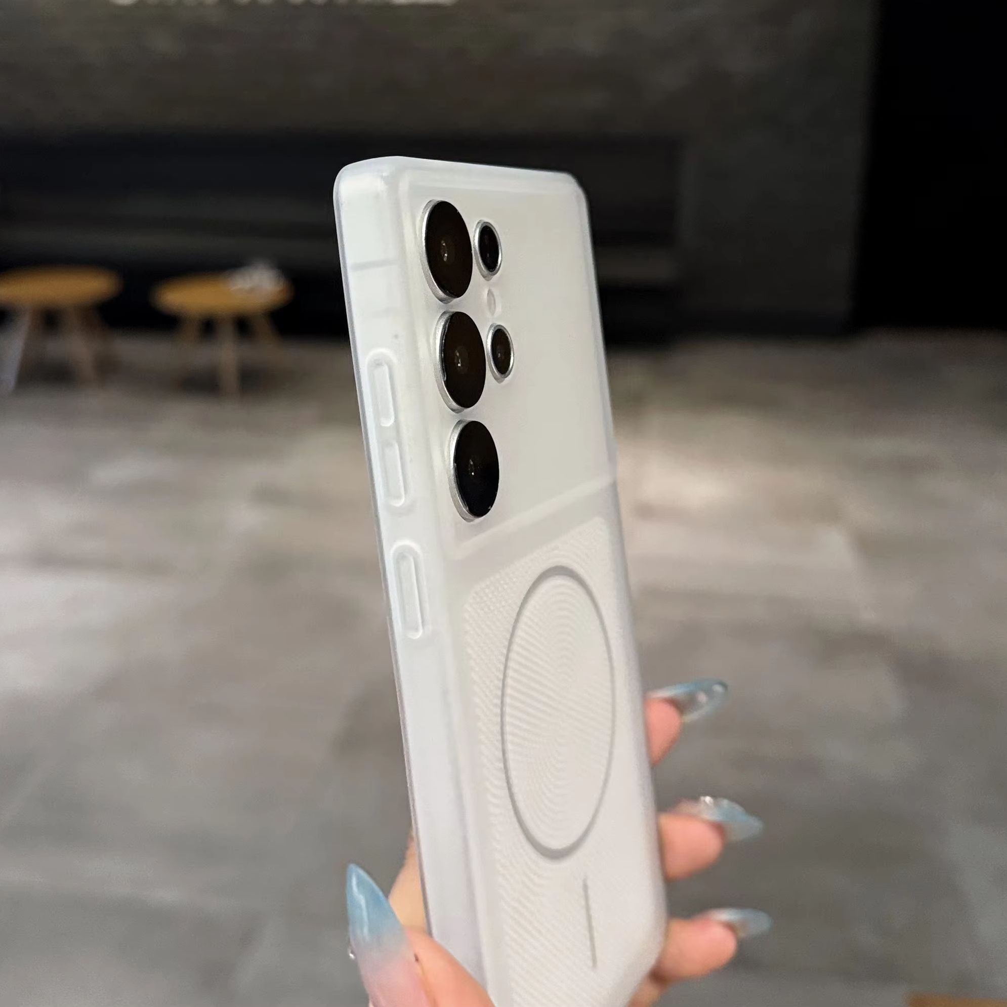 中空メッシュ放熱超薄型ケース サムスンギャラクシーS26 S - Heat Dissipation Mesh Breathable Case のレビューと価格